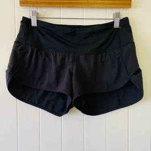 Lululemon short shorts Sz small
